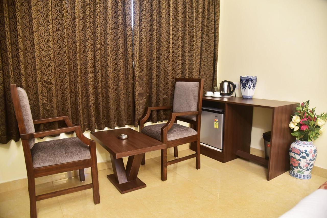 Candolim Grande Resort Exterior photo
